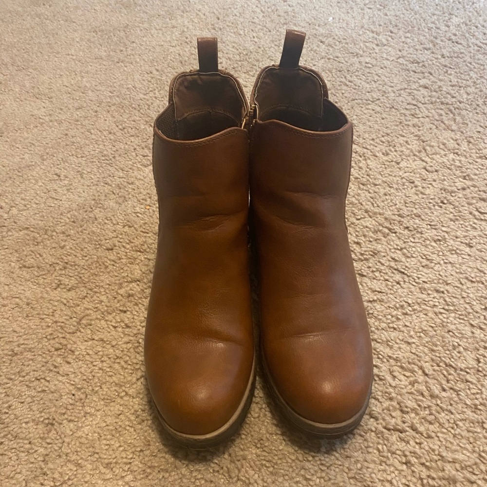 Ankle boots